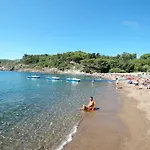 Baia Fiorita * بورتو أتْسورّو