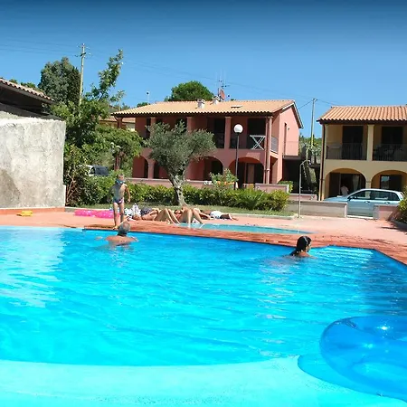 Baia Fiorita Appartement *