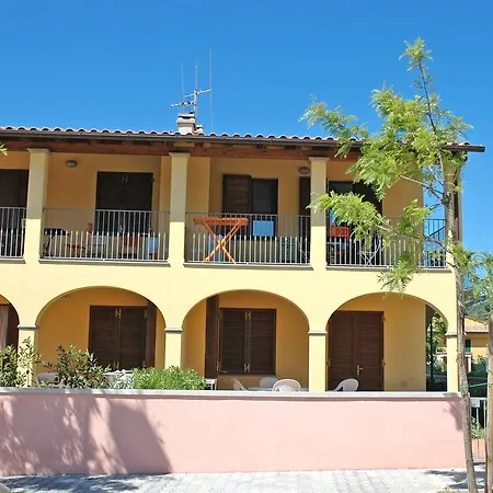 Baia Fiorita Apartamento Porto Azzurro